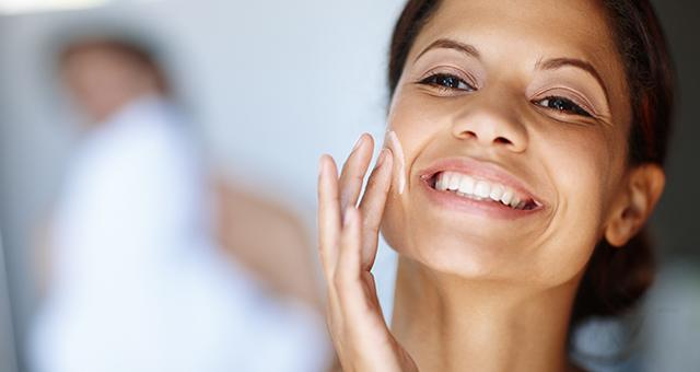 The 5-Step Nighttime Skincare Routine [Quick & Effective]